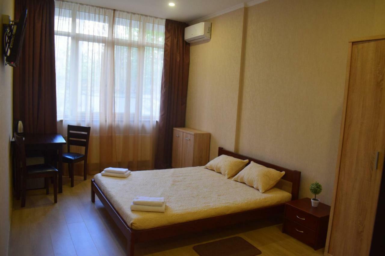 Apartment De France Odesa Exterior photo